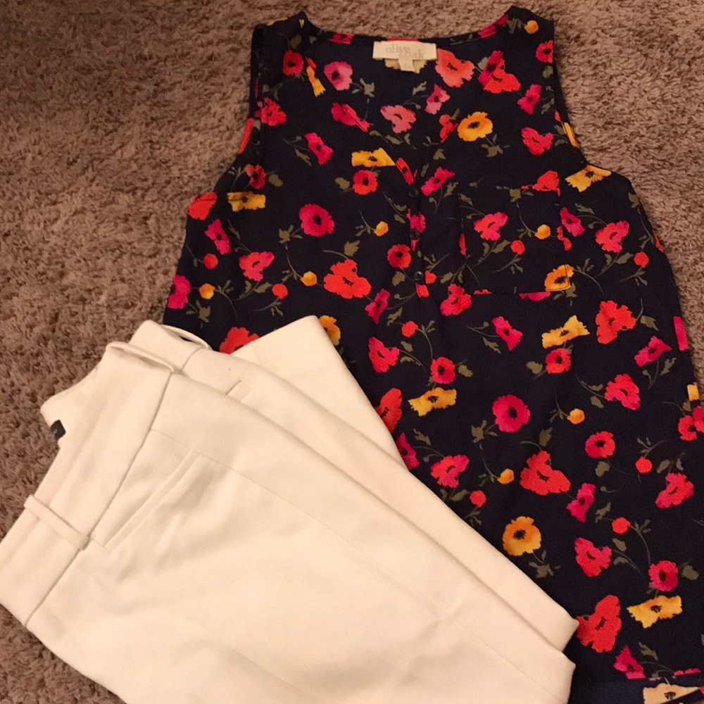 Floral sleeveless blouse